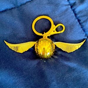 Harry Potter golden snitch keychain!